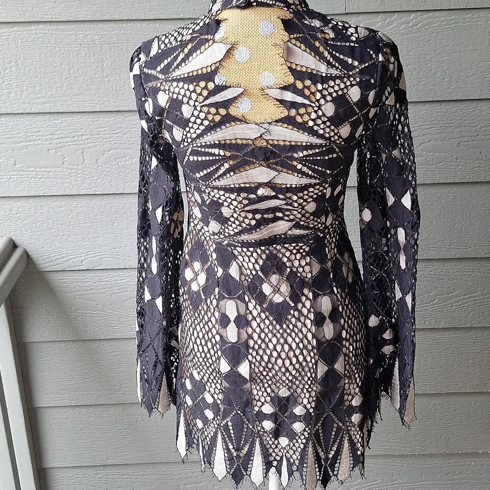 Free People Deco Lace Mini Long Sleeve Dress Fairy Whimsigoth Size 4 - Picture 7 of 13